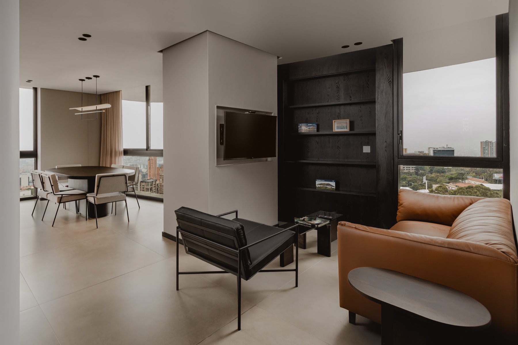 Deluxe apartment living area, Noir finish
